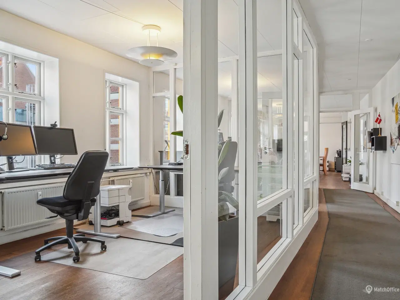 Billede 1 - Lyst og charmerende lejemål