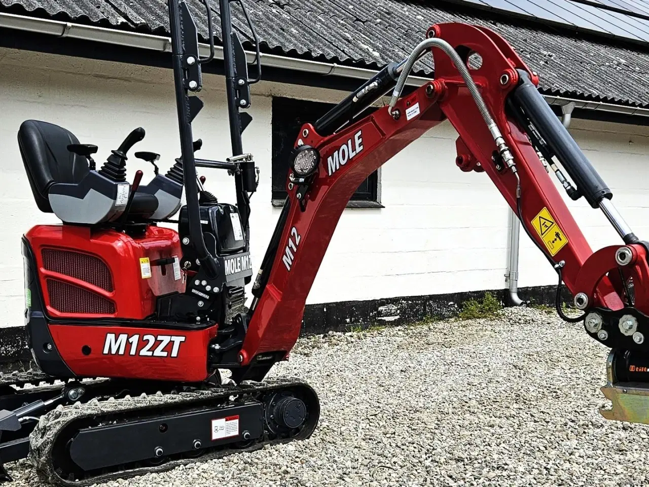 Billede 7 - MOLE M12  / fabriksny / med skovle & Kubota motor