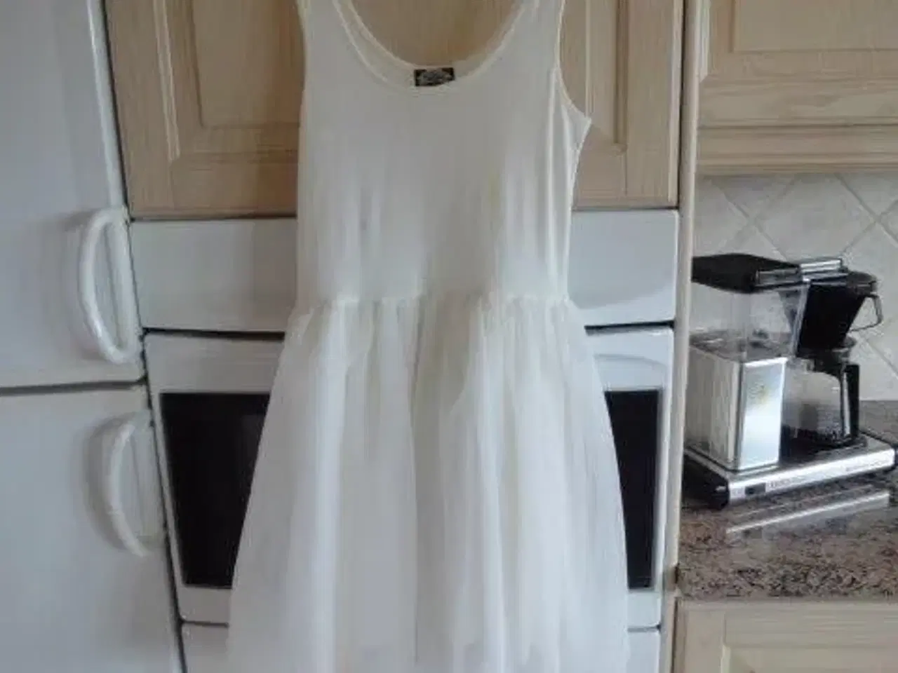 Billede 1 - Hvid kjole