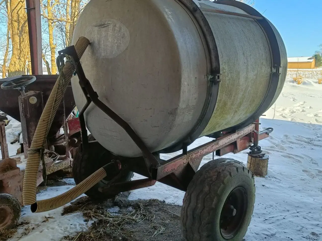 Billede 3 - - - - Vandvogn 2000 l