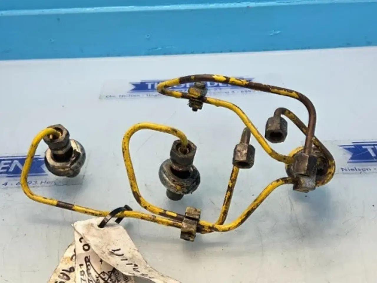 Billede 5 - Ford 2715E Dyserør Sæt 2703E9A557