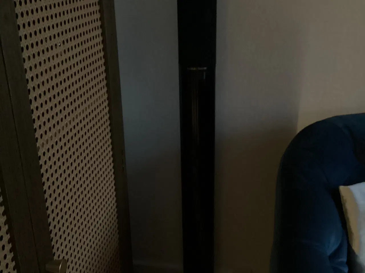 Billede 3 - Søjlehøjtalere med subwoofer.