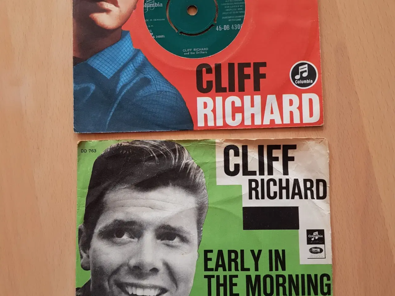 Billede 1 - Vinyl, Cliff Richard, 2 Singler