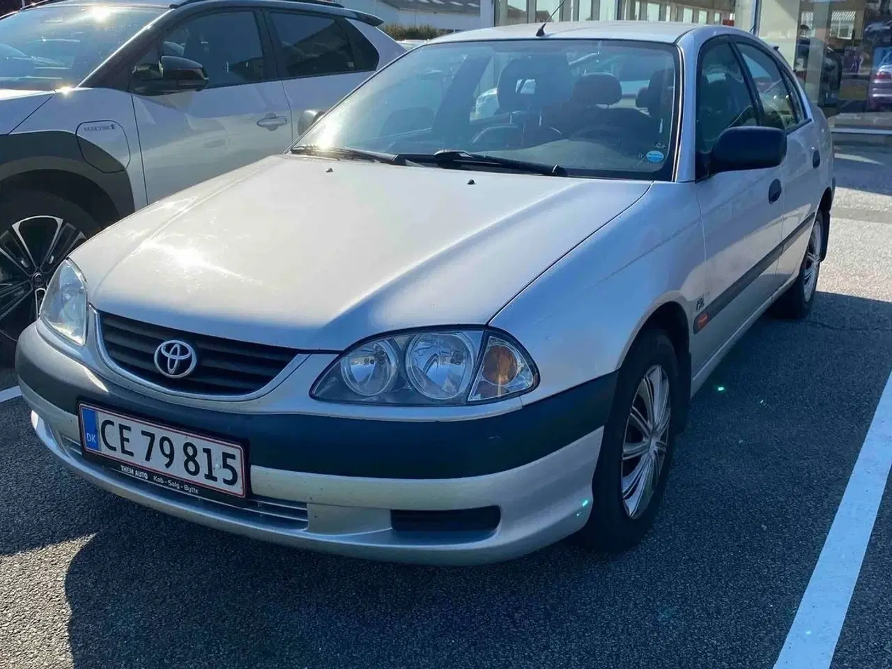 Billede 2 - Toyota Avensis 1,6 Luna