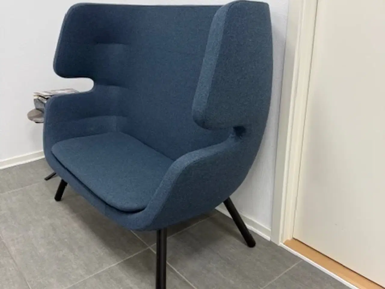 Billede 3 - SOFTLINE MOAI 2-personers sofa – designklassiker i
