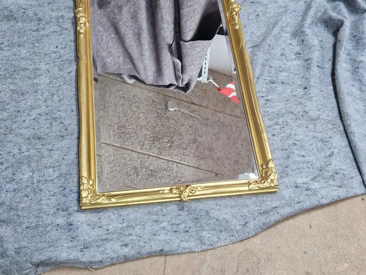 Billede 3 - Svensk rokokospejl belagt med ægte bladguld 122x49