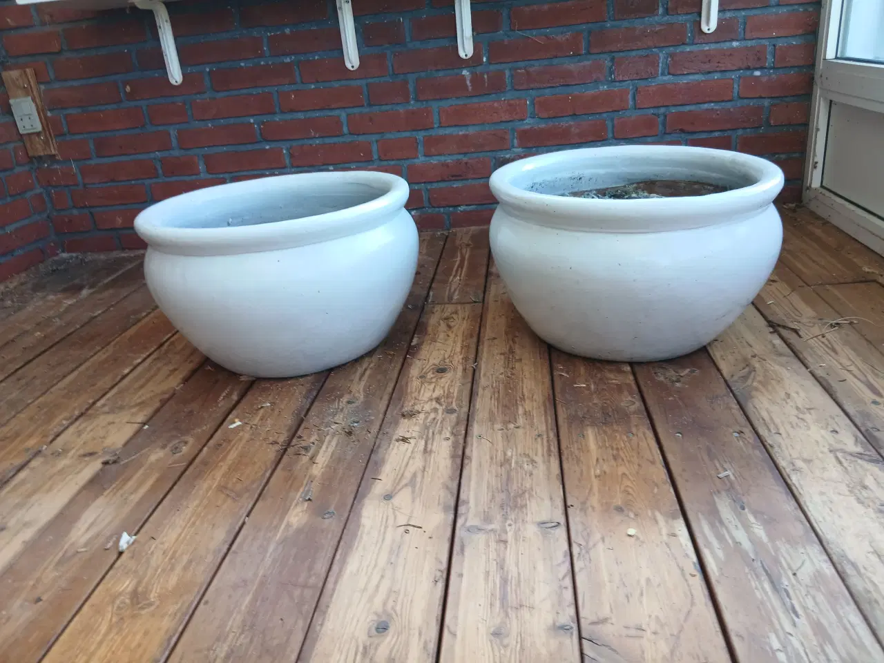 Billede 3 - To frostsikre krukker