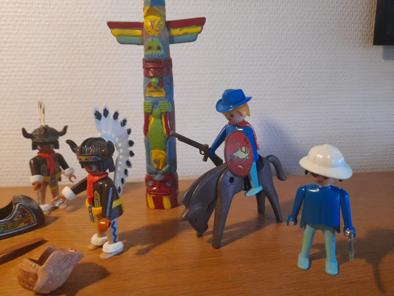 Billede 3 - Playmobil, indianer og cowboys
