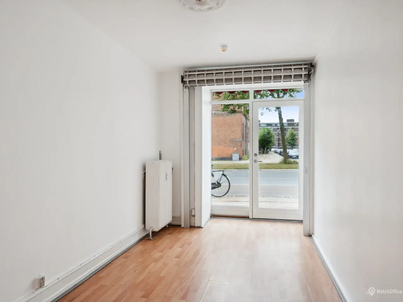 Billede 3 - Særdeles velbeliggende butik/ klinik på 34 m² - Tæt på Metroen