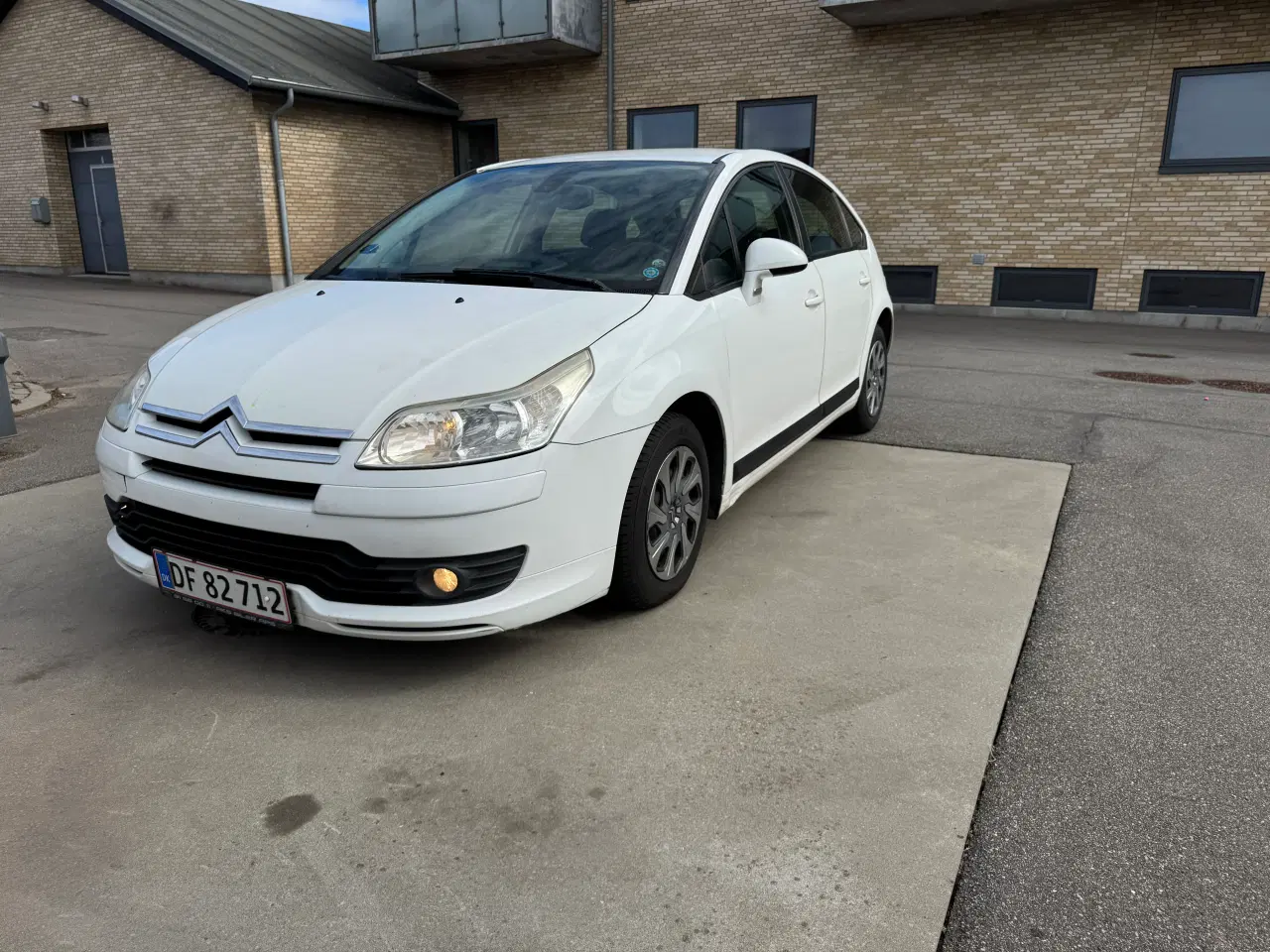 Billede 2 - Flot velholdt c4 med automatgear 1.6hdi 