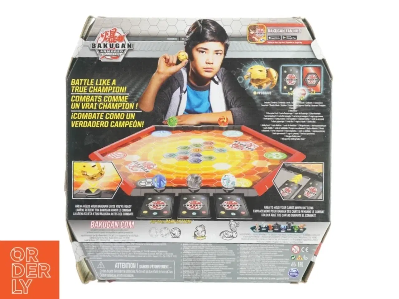 Billede 2 - Bakugan-spil med figurer og kort (str. 34 X 34cm)