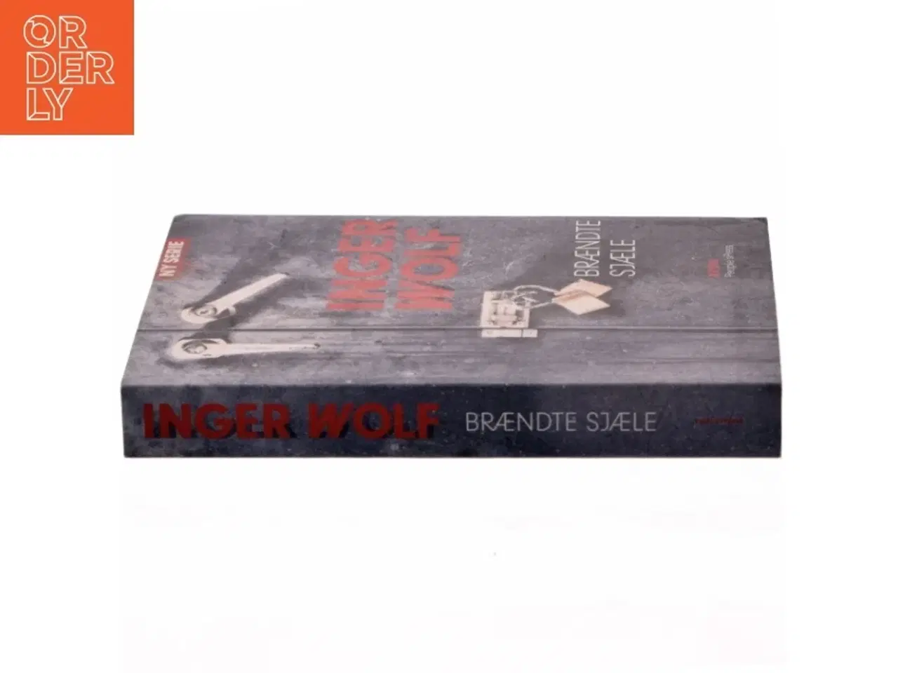 Billede 2 - &#39;Brændte sjæle: krimi&#39; af Inger Wolf (bog)