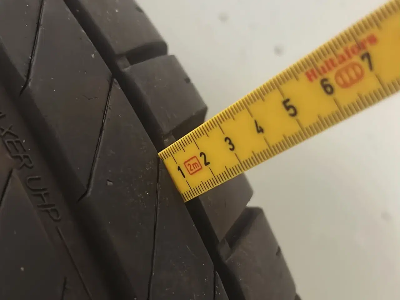 Billede 7 - 18” fælge med sommerdæk – 235/40 R18 – klar til br