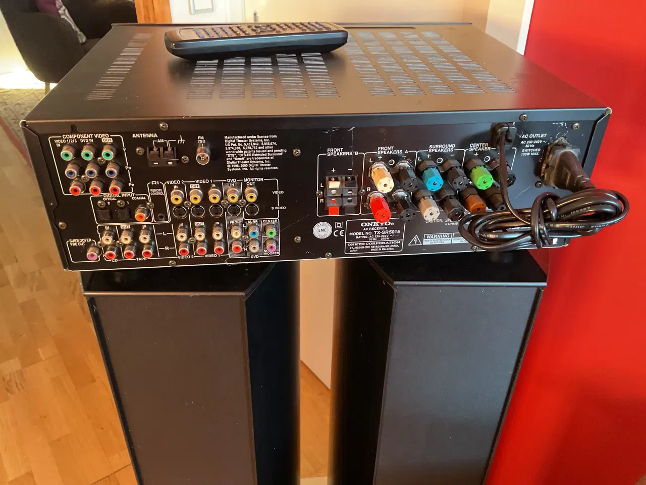 Billede 2 - Forstærker og højttalere