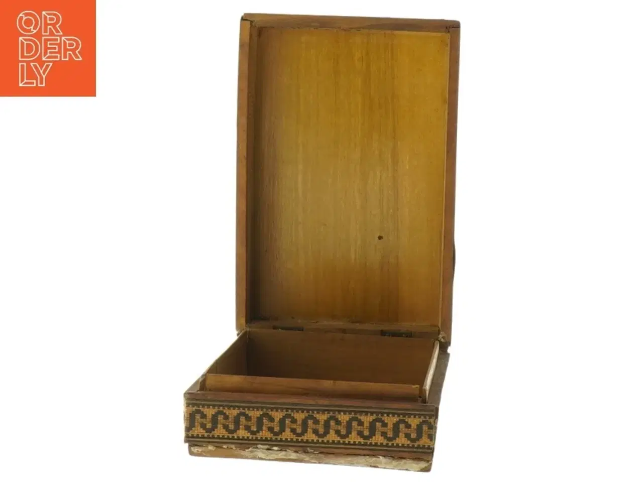 Billede 3 - Gl. Trææske med engle på låg (str. 14 x 9 x 4 cm)