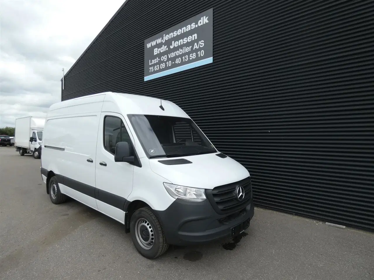 Billede 1 - Mercedes-Benz Sprinter 317 2,0 CDI A2 H2 RWD 9G-Tronic 170HK Van Aut.