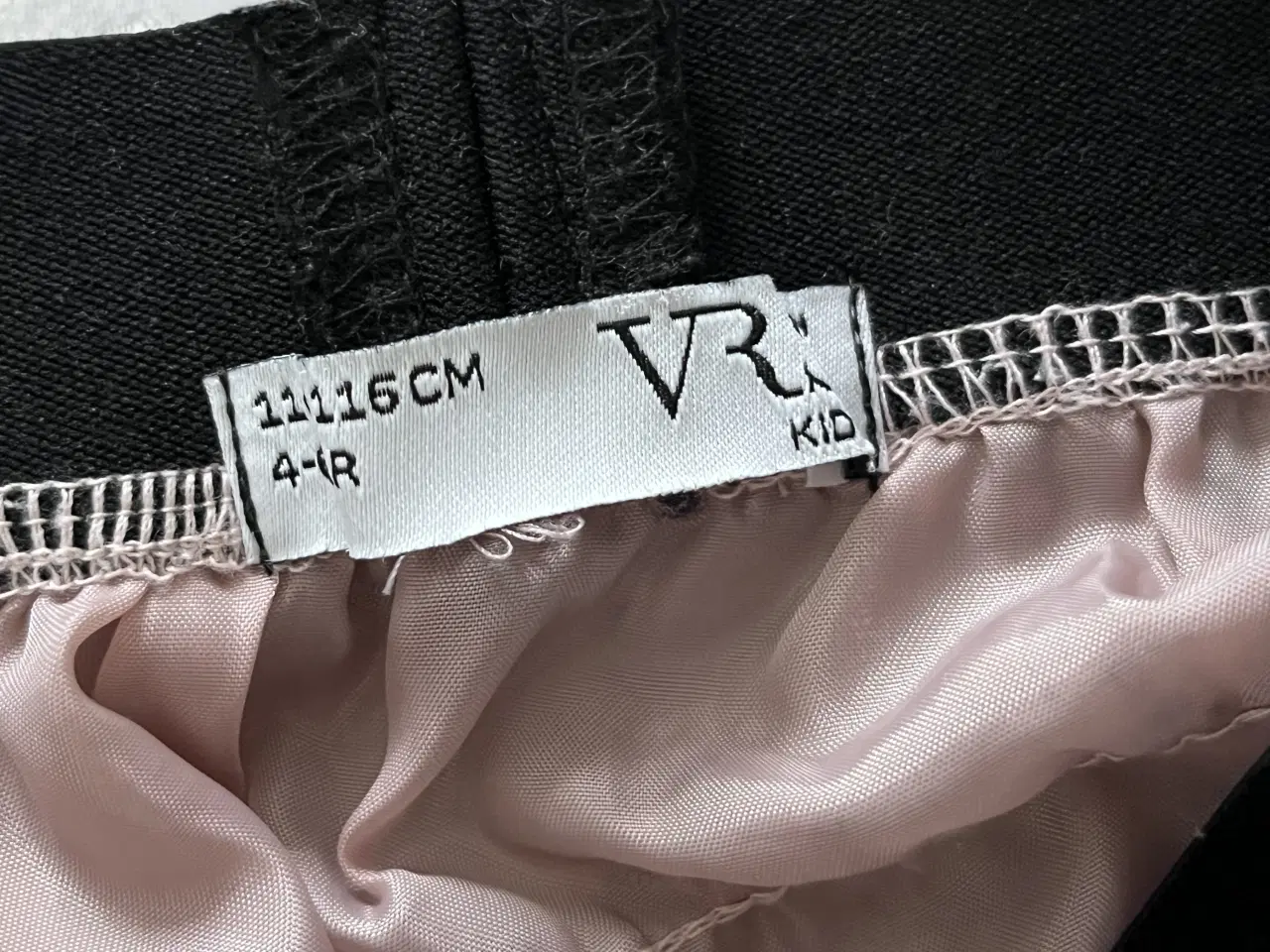 Billede 6 - Nederdel, VRS, Str 110-116