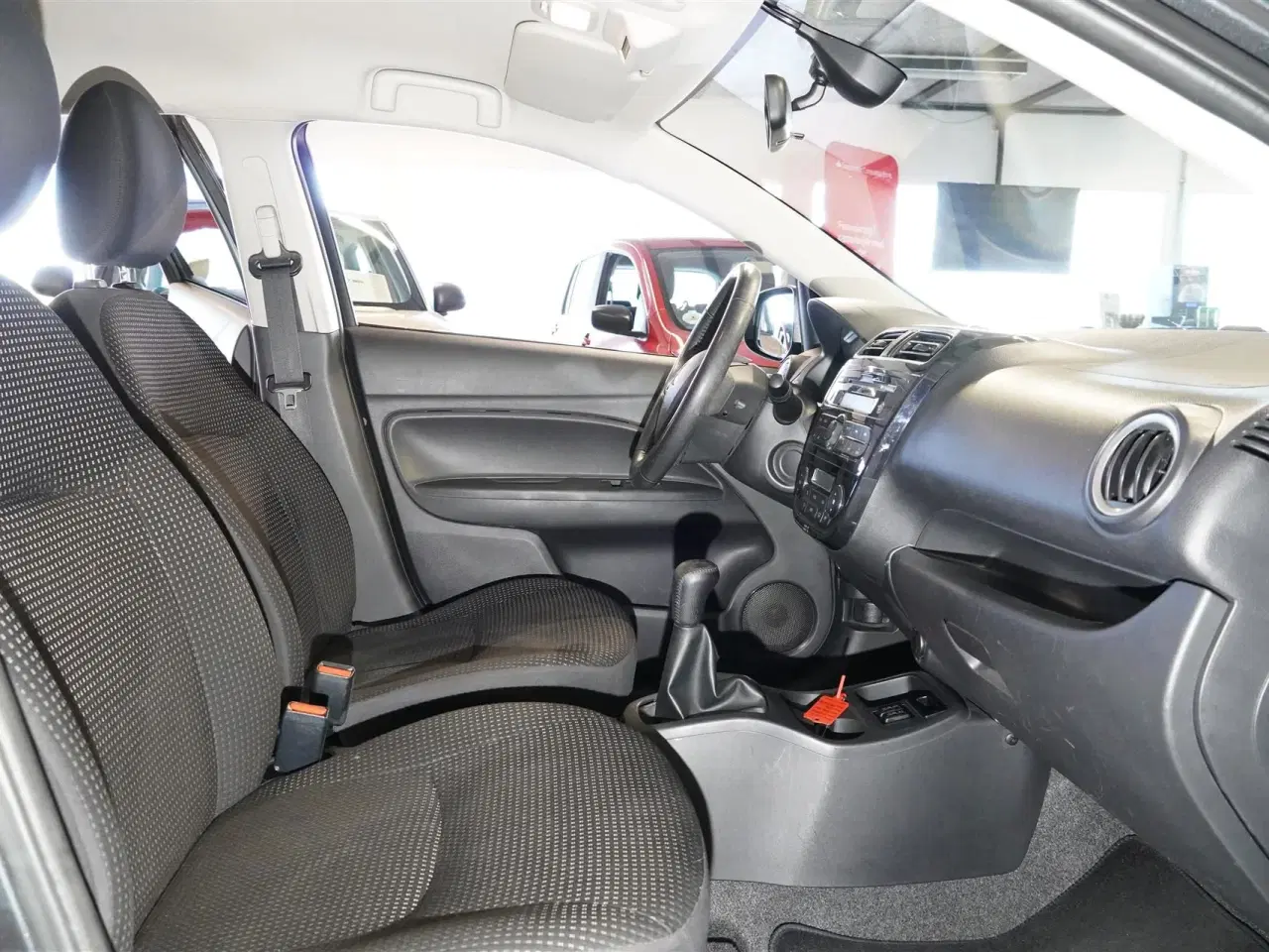 Billede 12 - Mitsubishi Space Star 1,2 Intense 80HK 5d
