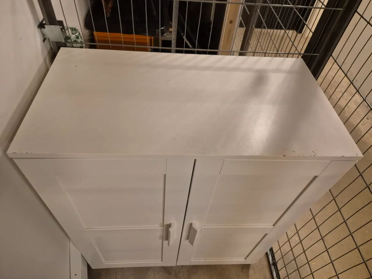 Billede 2 - Skab med låger, Brimnes fra IKEA, hvid