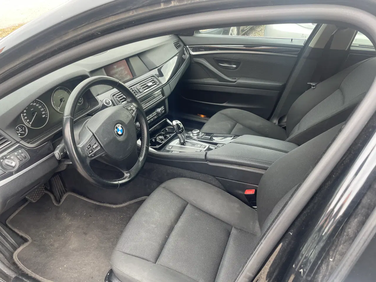 Billede 7 - BMW 520d F11 sort