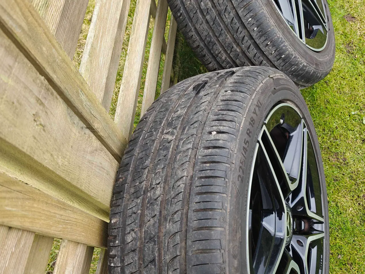 Billede 5 - Mercedes originale sorte AMG fælge med dæk.