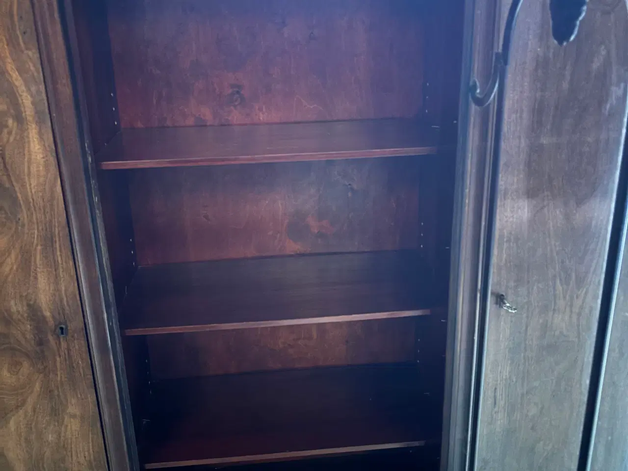 Billede 6 - Flot skab