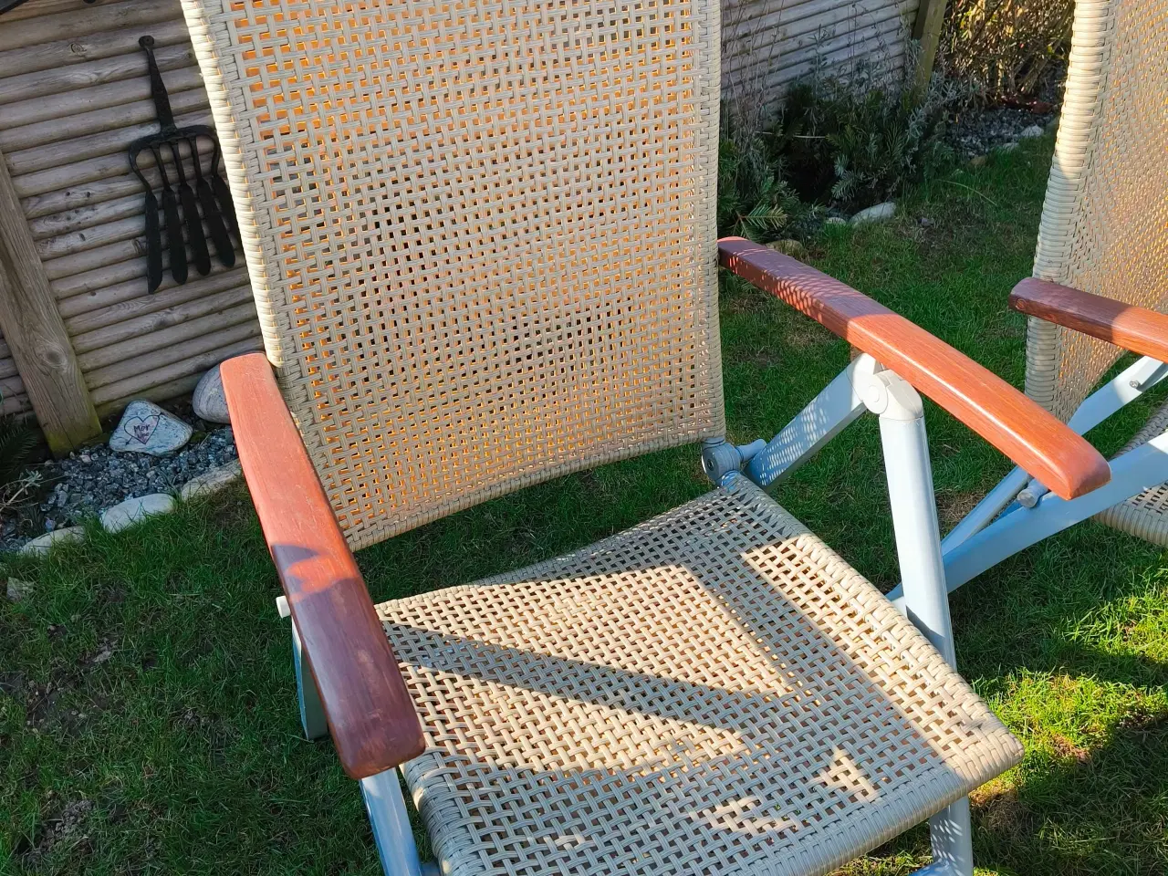 Billede 3 - Hårdttræ havemøbelsæt