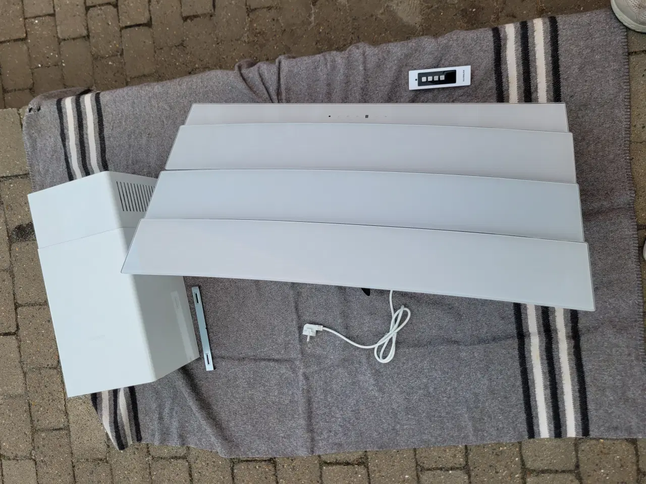 Billede 11 - Emhætte 80cm hvid Silverline 