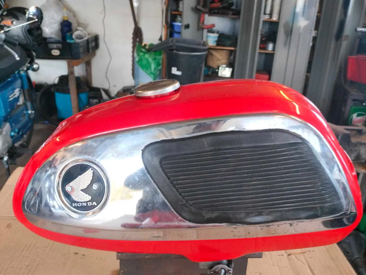 Billede 6 - Benzintank bagsvinger Honda CD 50