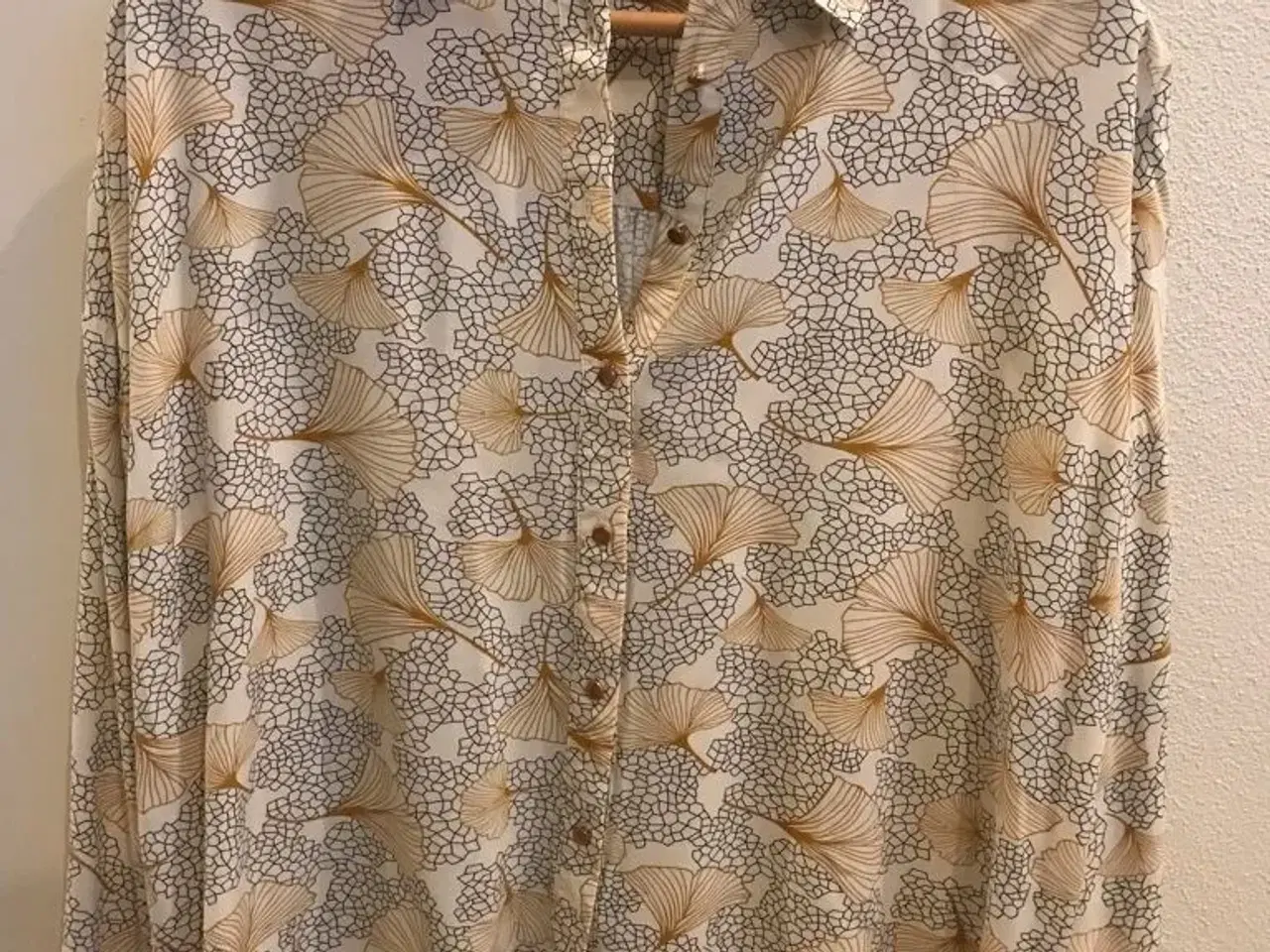 Billede 3 - 1 skjorte & 1 bluse