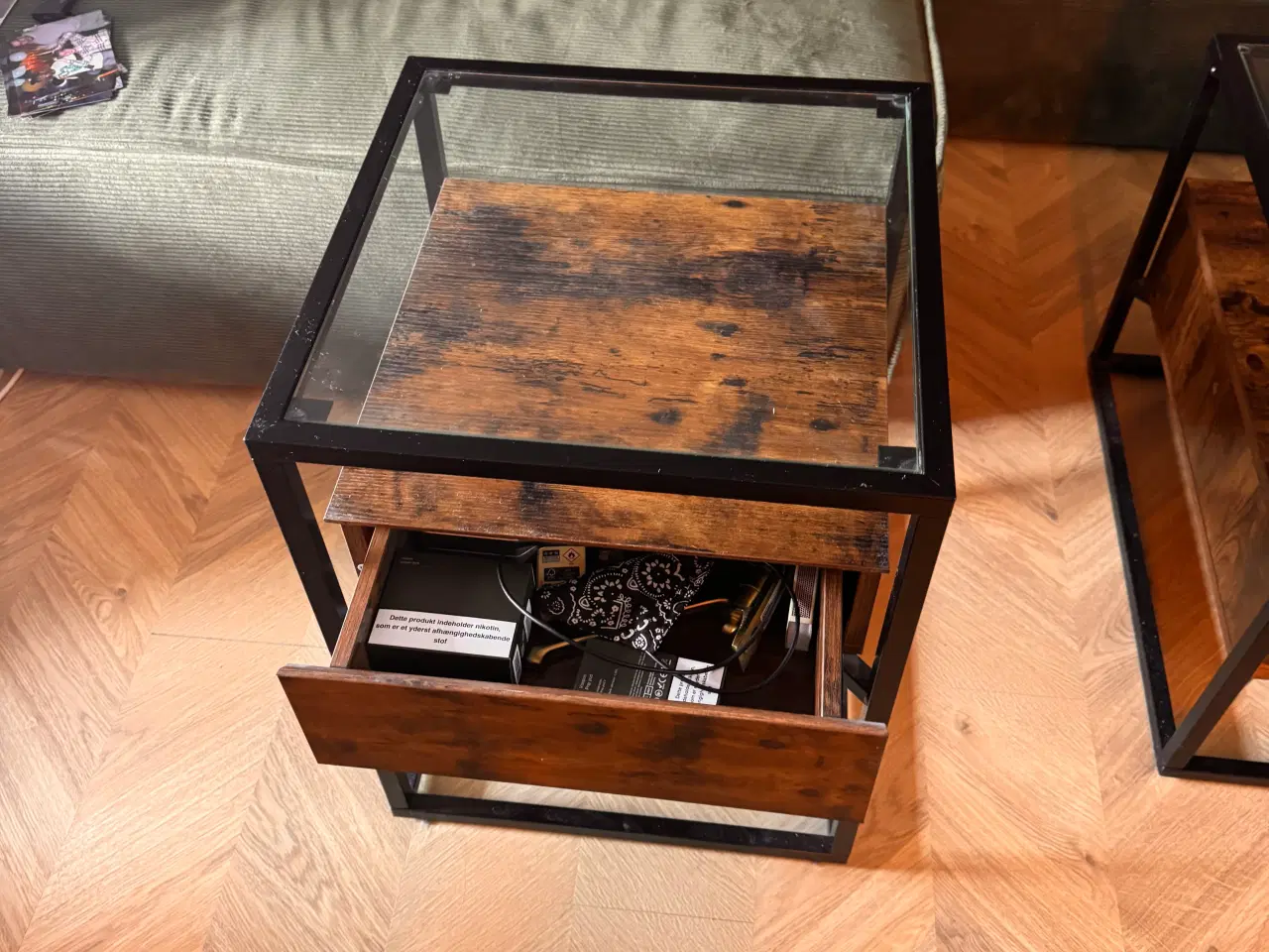 Billede 2 - Sidebord til matchene sofabord
