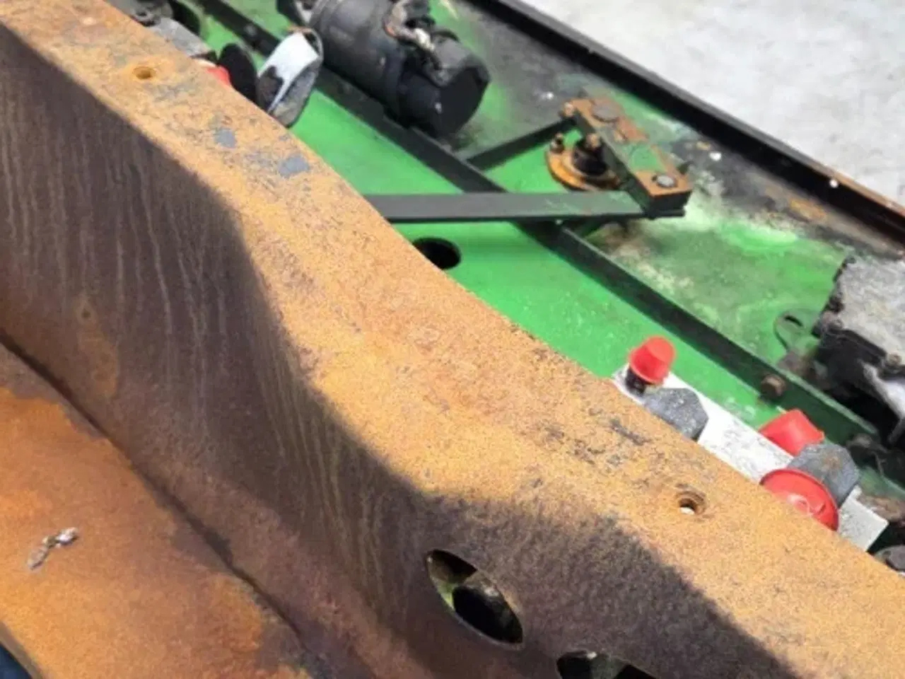 Billede 8 - John Deere S690 Avnespreder AXE75059