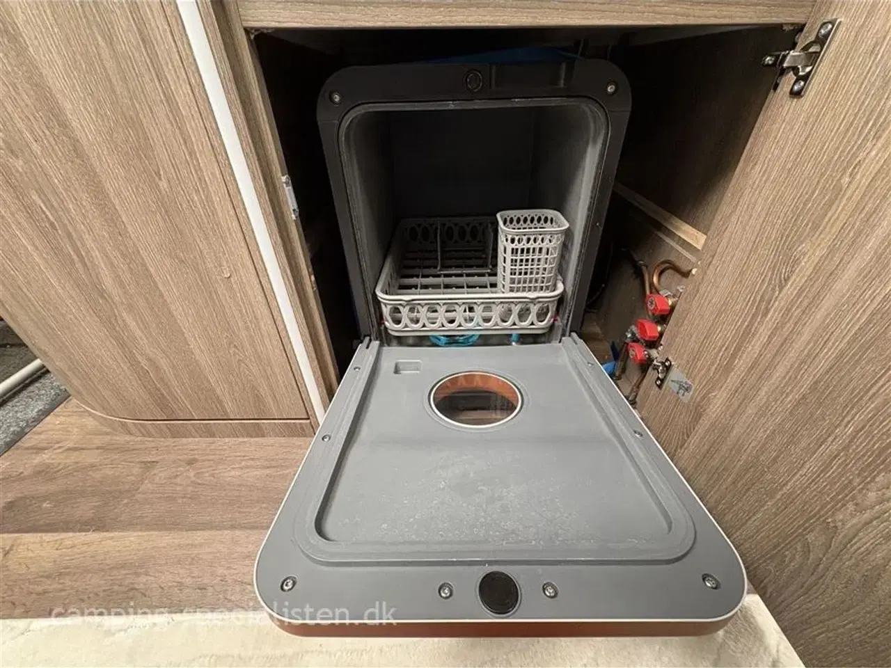 Billede 10 - 2019 - Kabe Imperial 1000 TDL E8/DL   Liebhaver campingvogn - Kabe Imperial 1000 TDL KS 2019 - Se den nu hos Camping-Specialisten.dk