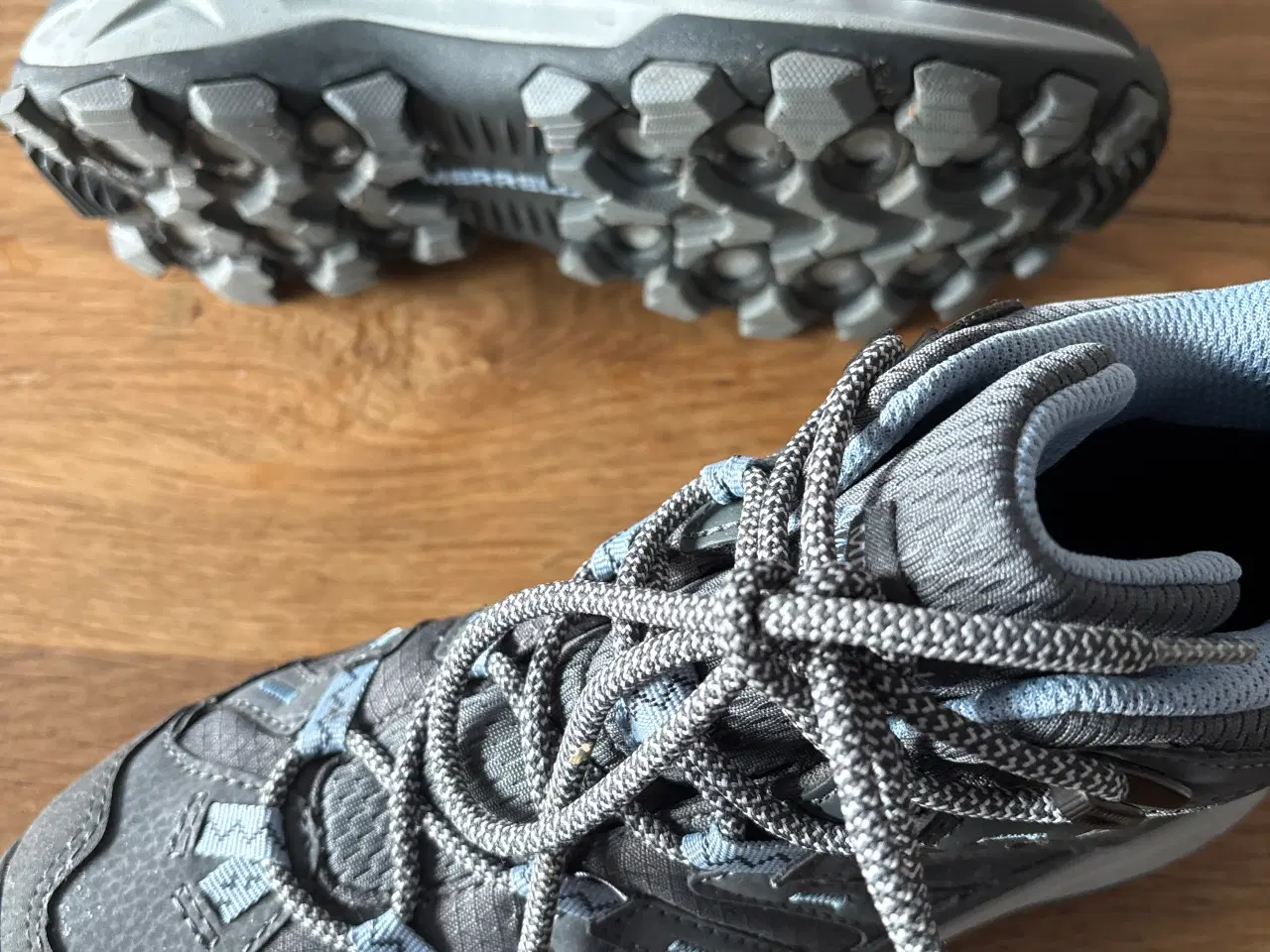 Billede 3 - Merrell vandrestøvler, desværre købt for store.