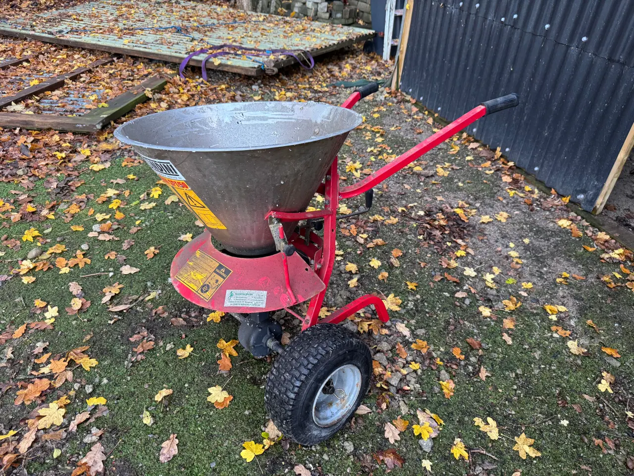 Billede 1 - Salt spreder / Gødningsspreder