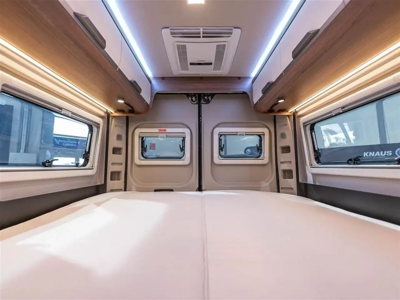 Billede 5 - 2026 - Knaus Boxlife 600 ME Platinum Selection   van under 6 meter med langsgående seng