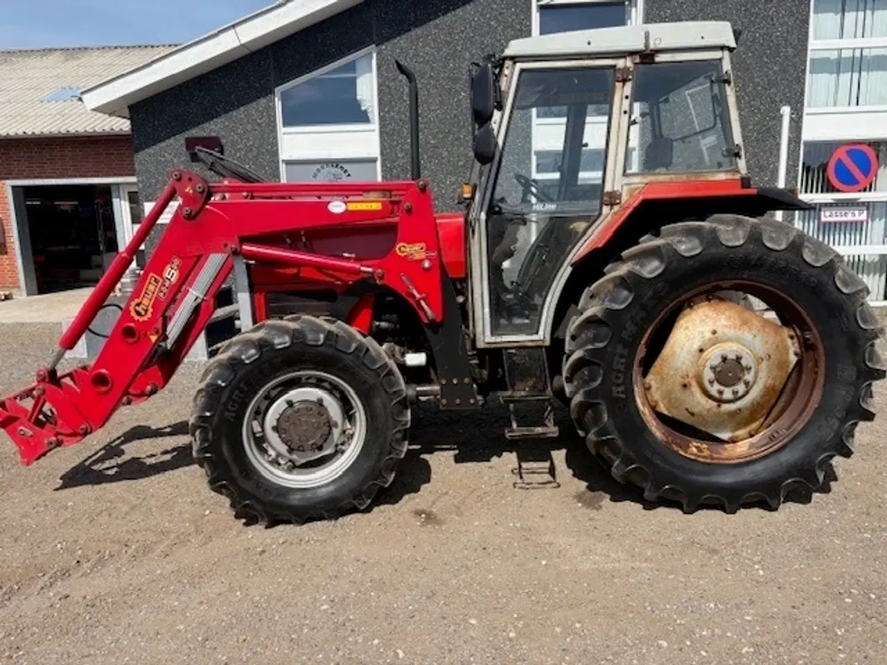 Billede 1 - Massey Ferguson 375 M. HAUER POM 90 FRONTLÆSSER