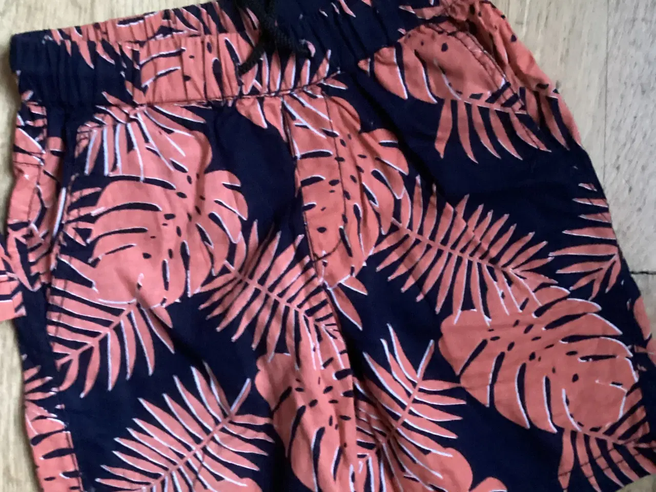 Billede 4 - Shortssæt med skjorte og shorts