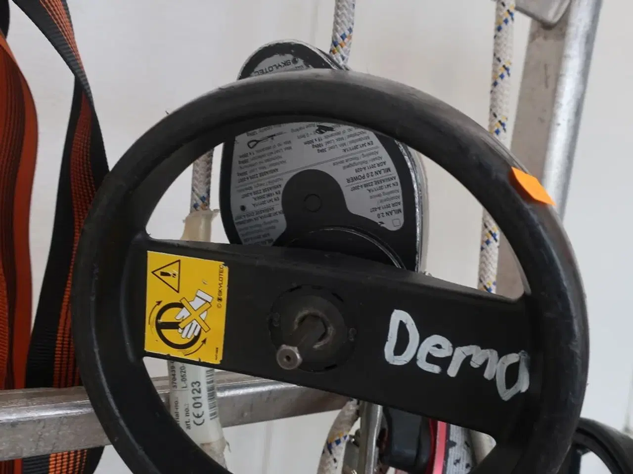 Billede 2 - Redningshejs SKYLOTEC MILAN 2.0 / MILAN samt div. inkl. stativer