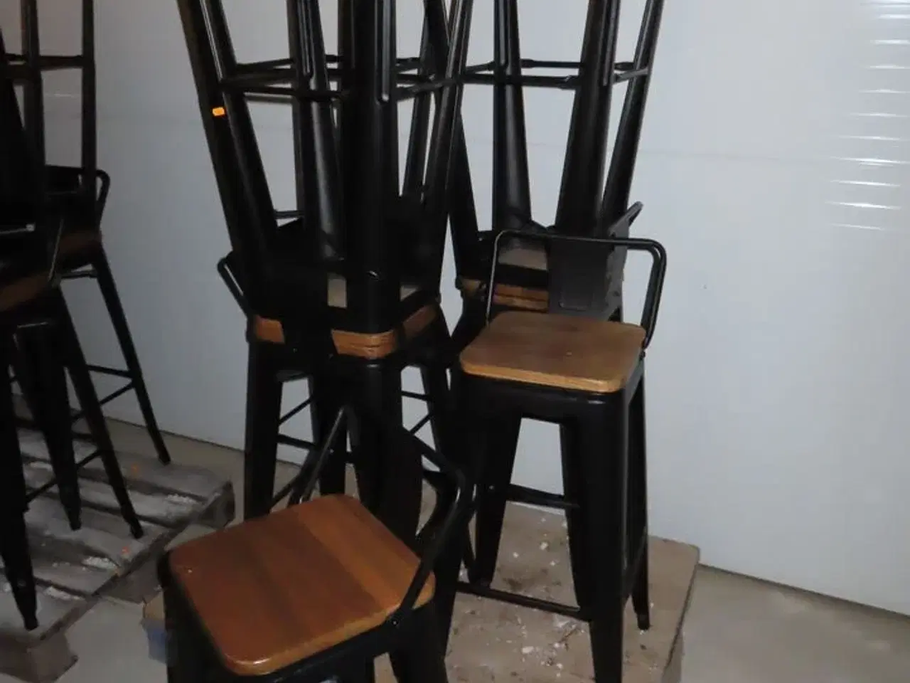 Billede 2 - 8 stk. barstole fra restaurant