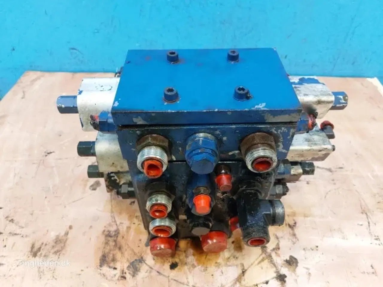 Billede 13 - Case 821E Hydraulikventil 87539282