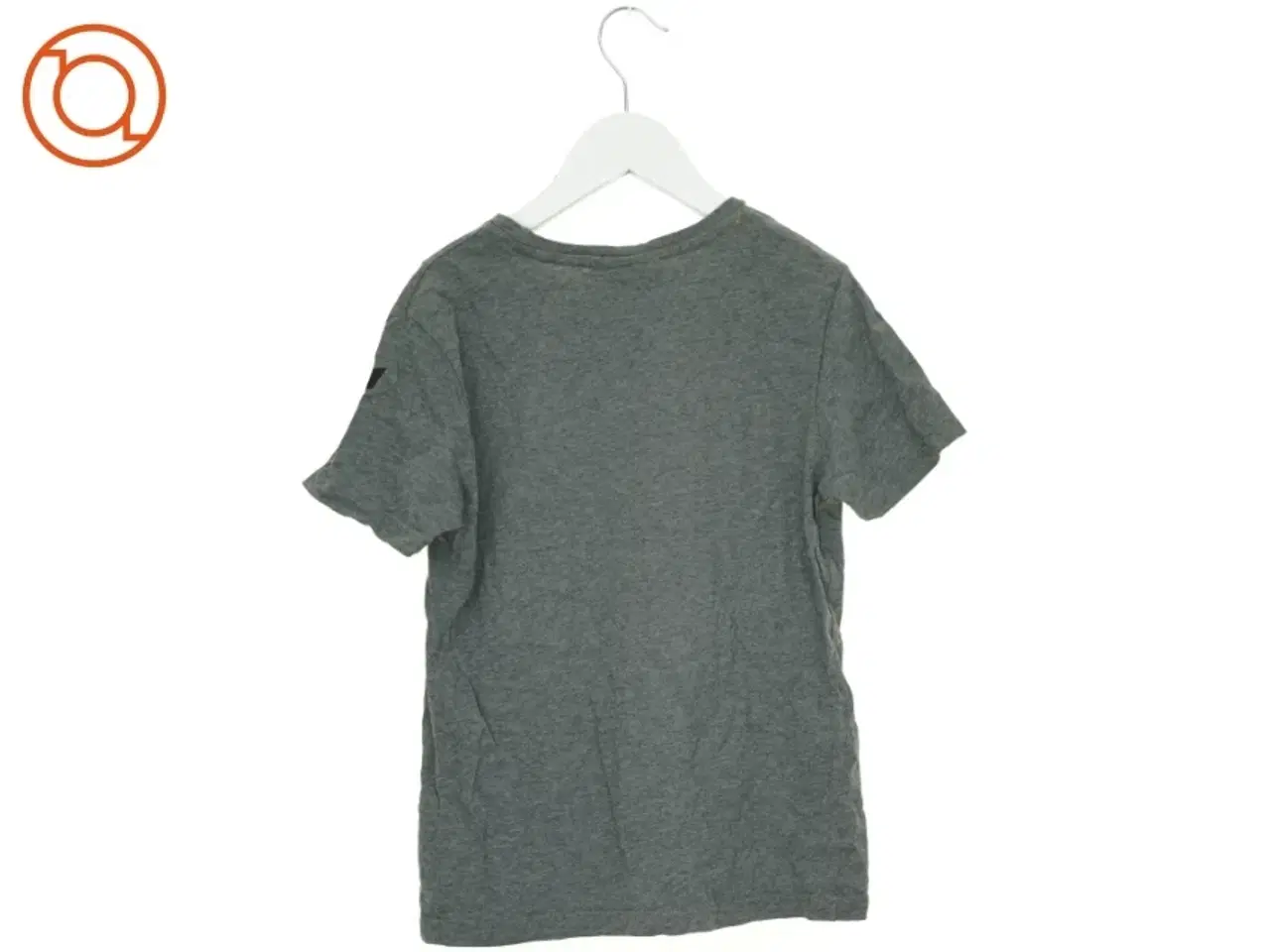 Billede 2 - T-Shirt fra Hummel (str. 134 cm)