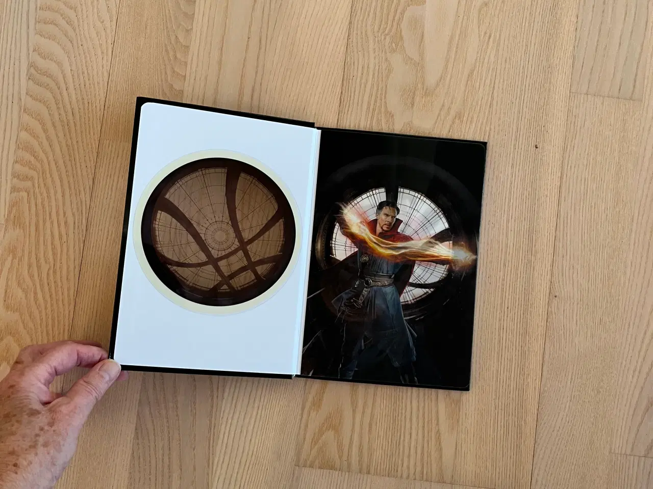 Billede 2 - Doktor Strange notebook