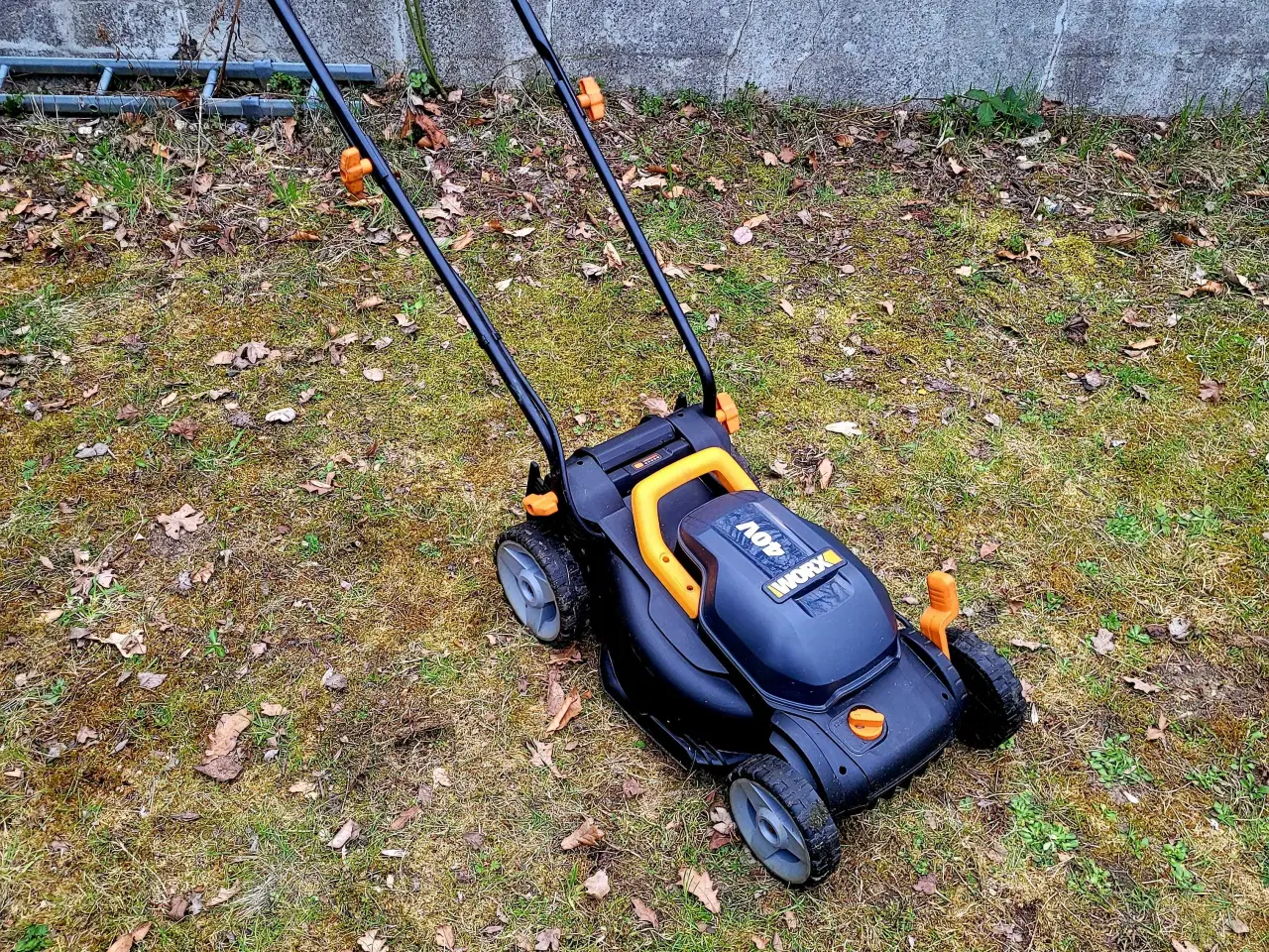 Billede 2 - Worx WG779E.1 batteri plæneklipper