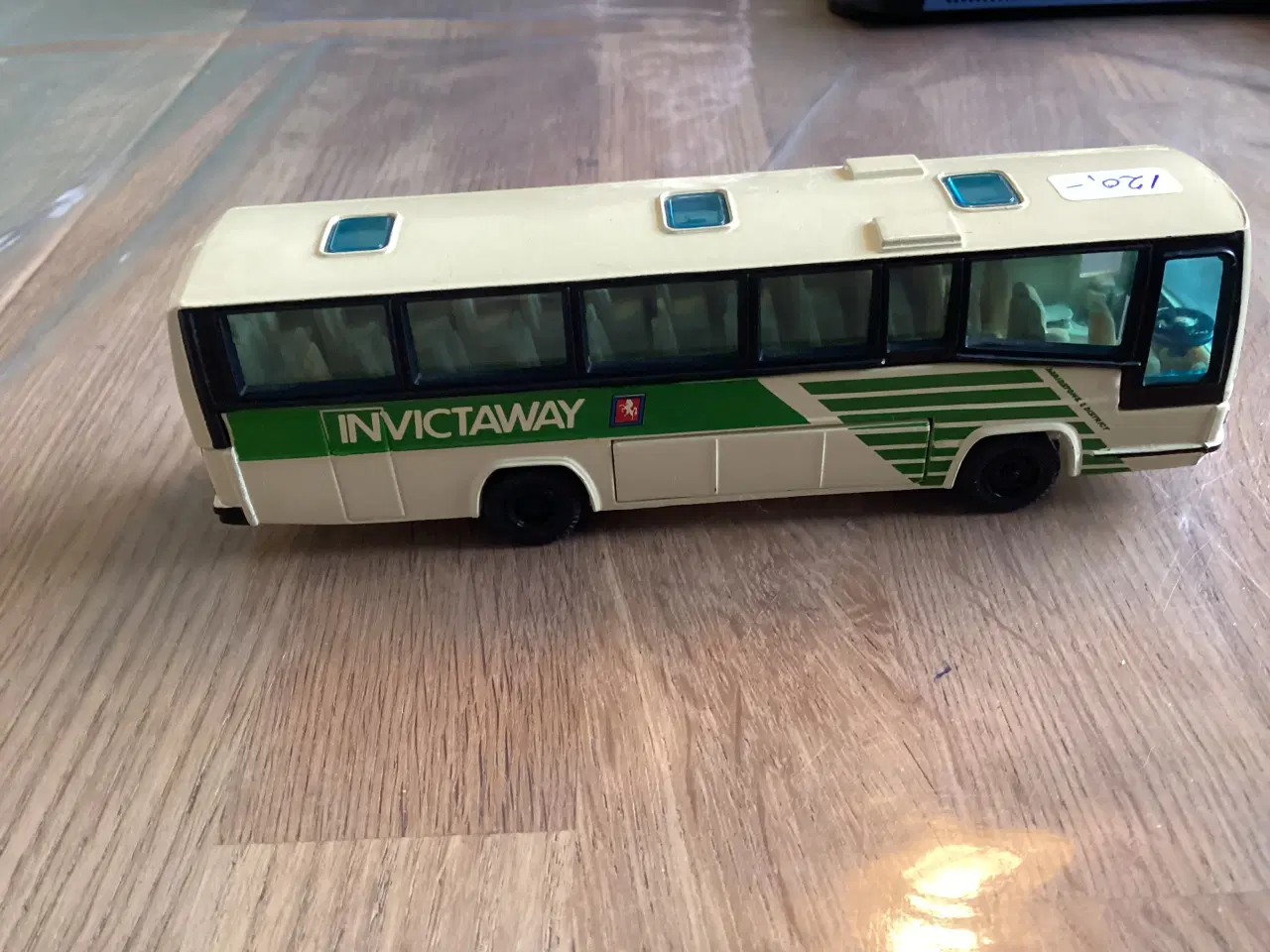 Billede 3 - Bus Corgi paramount 3500