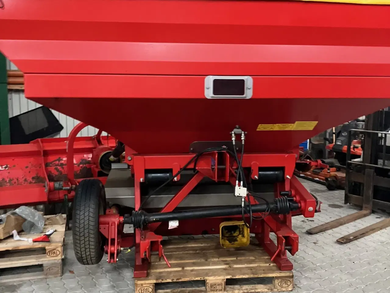 Billede 4 - Velholdt Bredal F2 3200Liter fra 2011