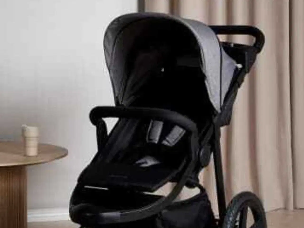 Billede 7 - Beemoo Activity Go Aktivitetsvogn Black/Dark Grey