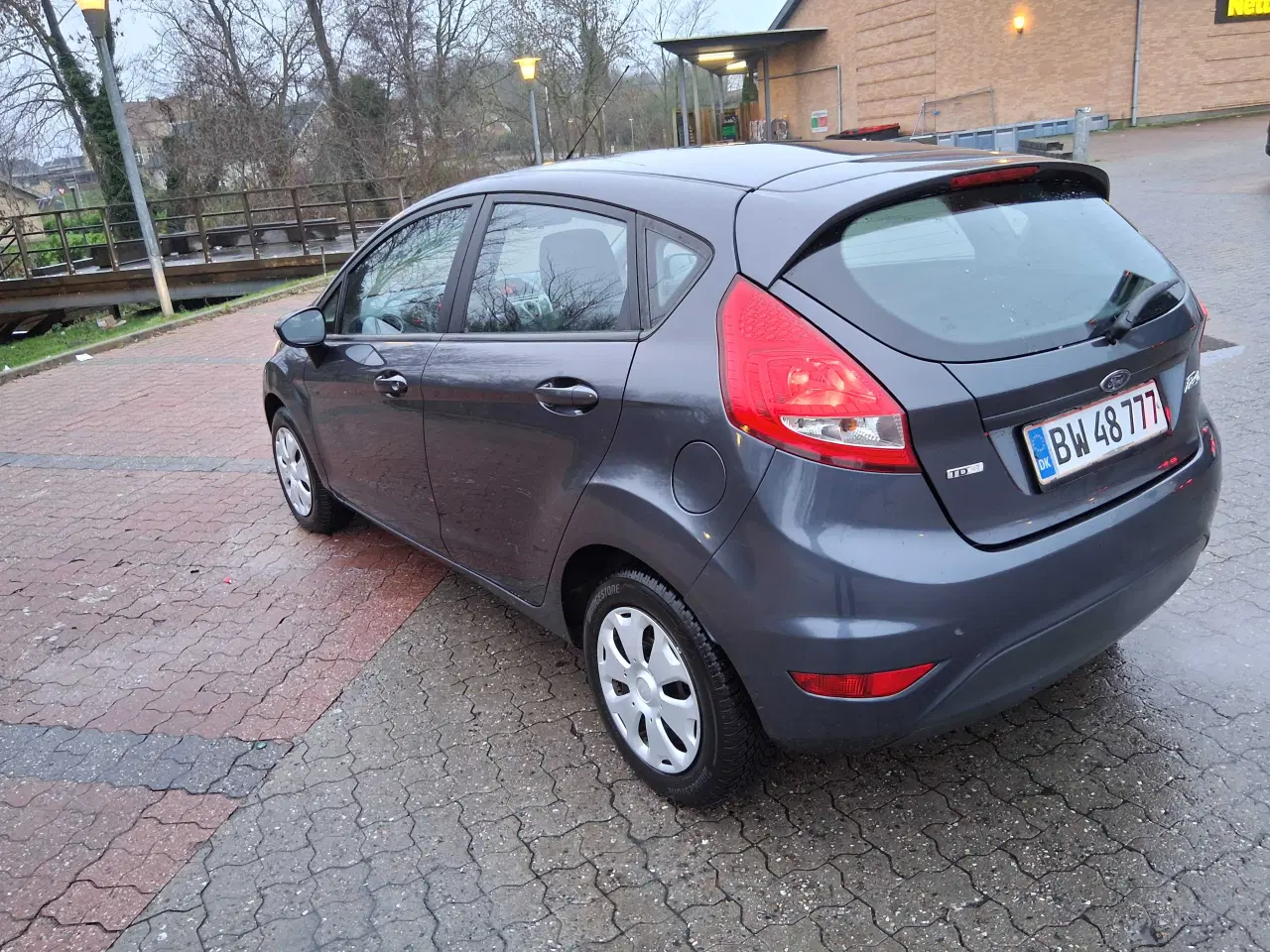 Billede 6 - Super bil til God pris med fuld Tank :)