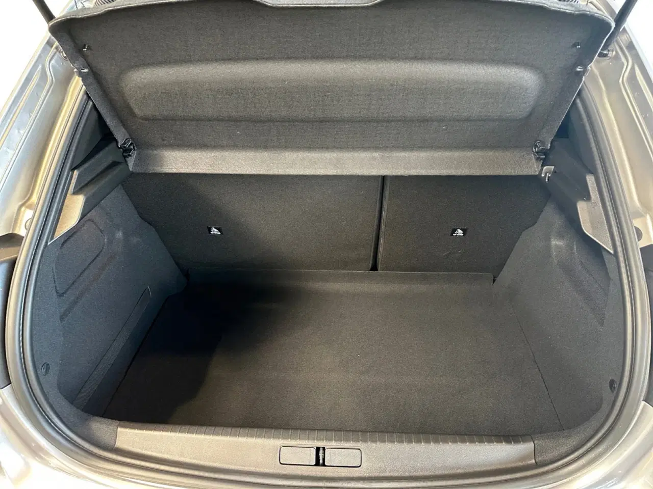 Billede 16 - Peugeot e-208 50 GT Sky