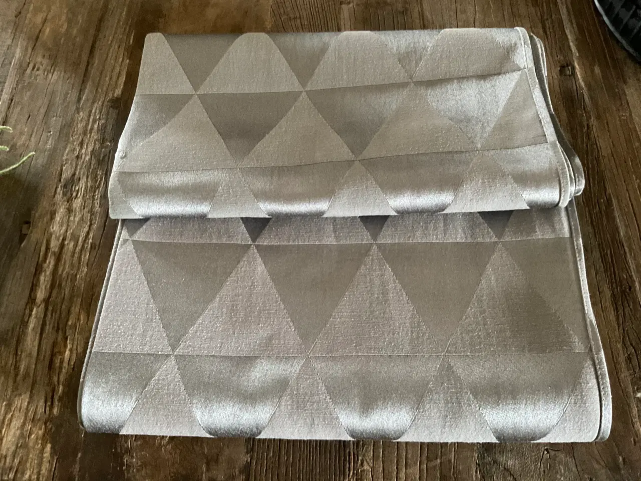 Billede 1 - Strygefri Bord dug